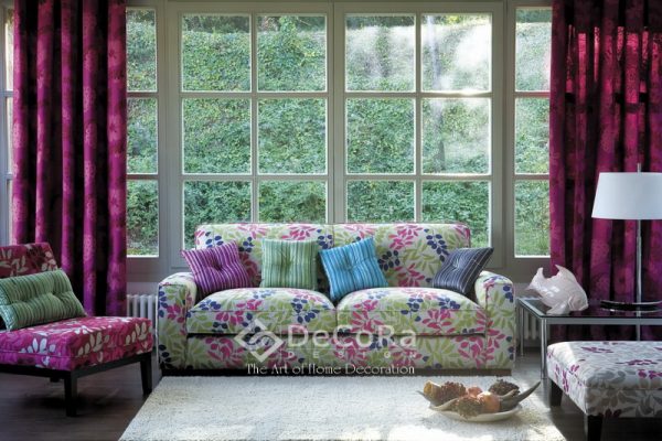 LSTT010-draperie-mov-model-floral-canapea-tapisat-roz-verde-albastru-perne-decorative-dungi